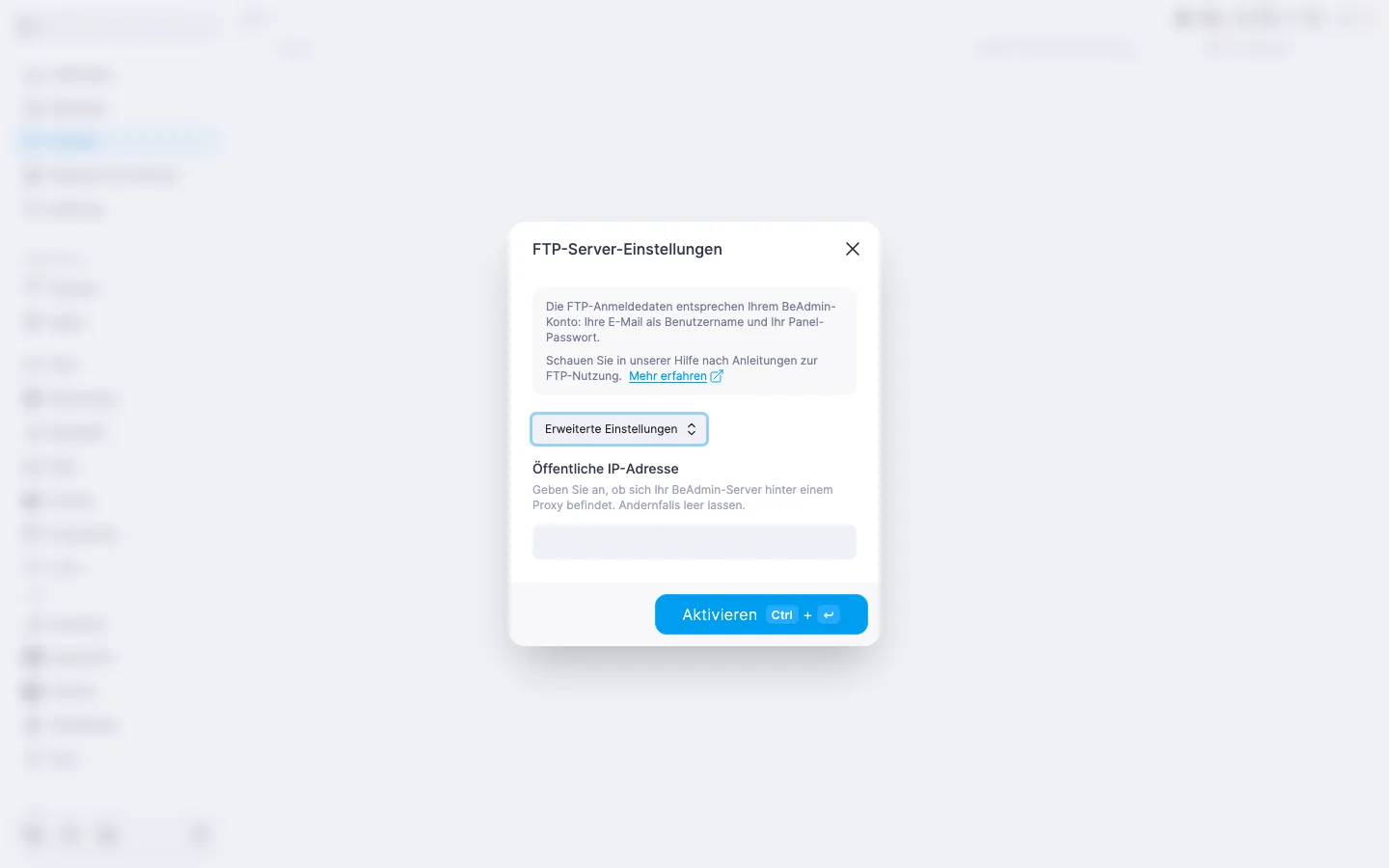 Dialog **FTP-Server-Einstellungen** mit aufgeklapptem Block **Erweiterte Parameter** und sichtbarem Feld **Öffentliche IP-Adresse**