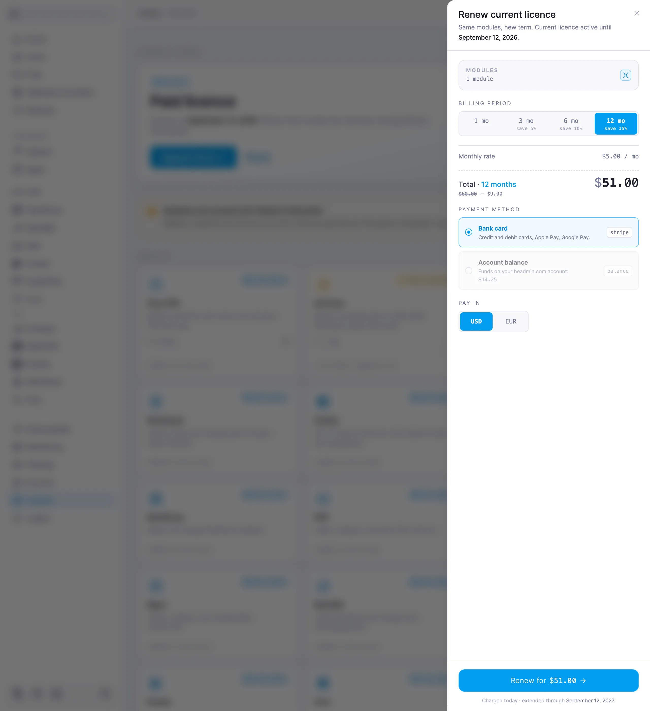 The licence renewal panel: choosing the billing period and payment method, with the final amount on the renewal button