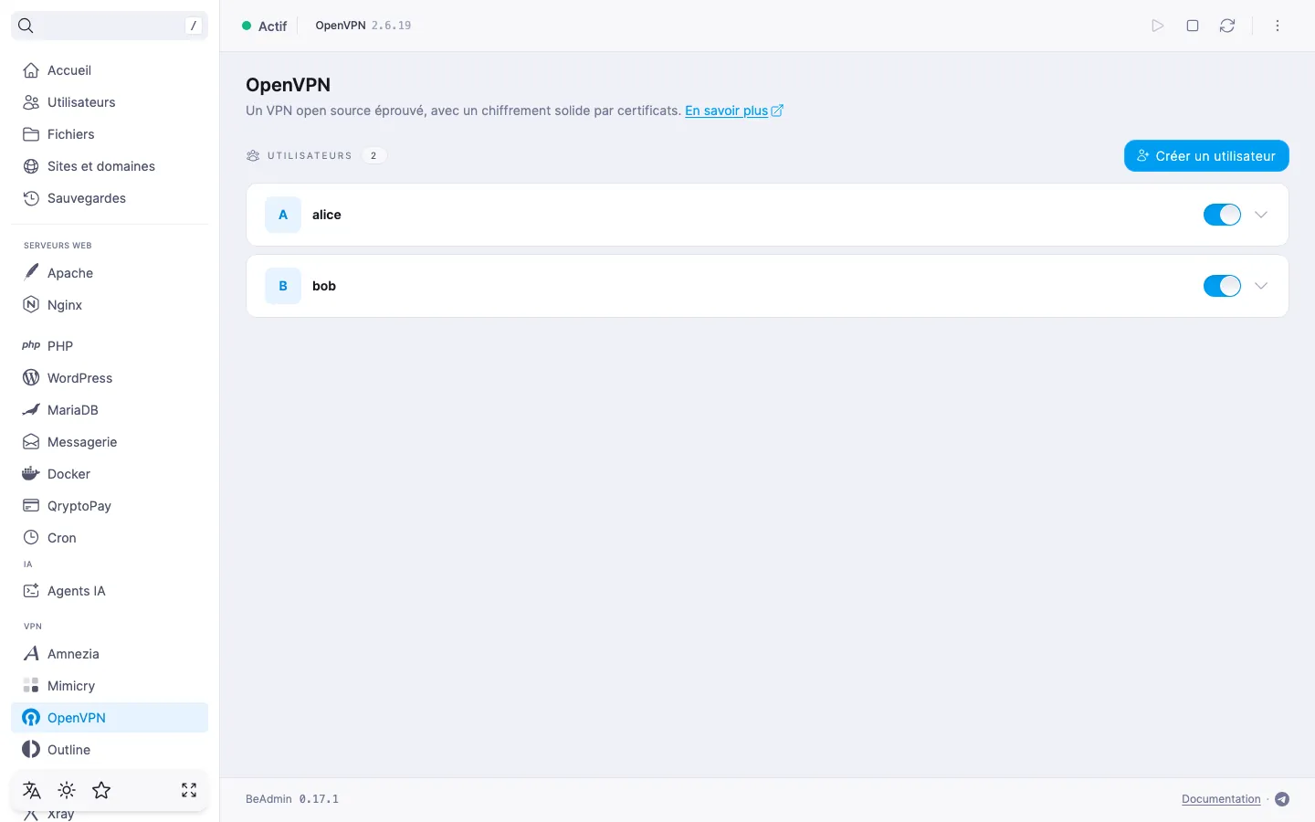 En-tête de la page du module OpenVPN : indicateur d’état, badge « OpenVPN », boutons de démarrage, d’arrêt et de redémarrage, et menu d’actions