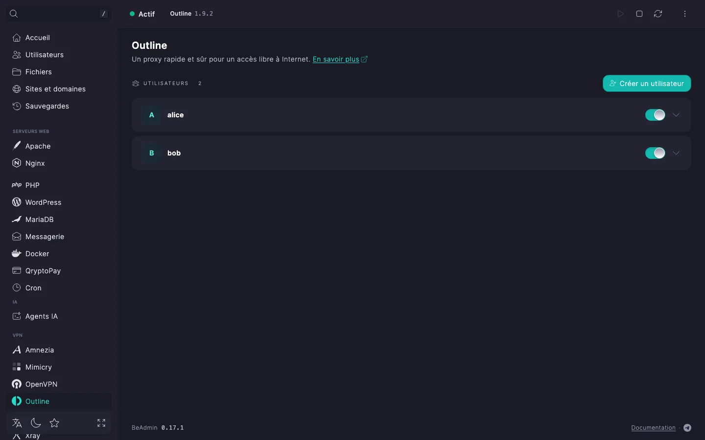 En-tête de la page du module Outline : indicateur d’état, badge « Outline », boutons de démarrage, d’arrêt et de redémarrage, et menu d’actions