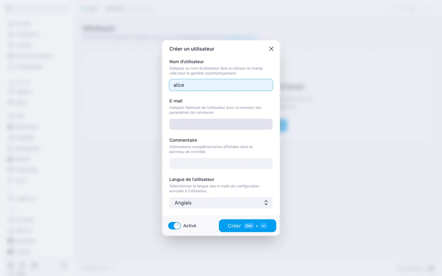 Boîte de dialogue de création d’un utilisateur WireGuard avec les champs « Nom d’utilisateur », « E-mail », « Commentaire », « Langue de l’utilisateur » et le commutateur « Activé »